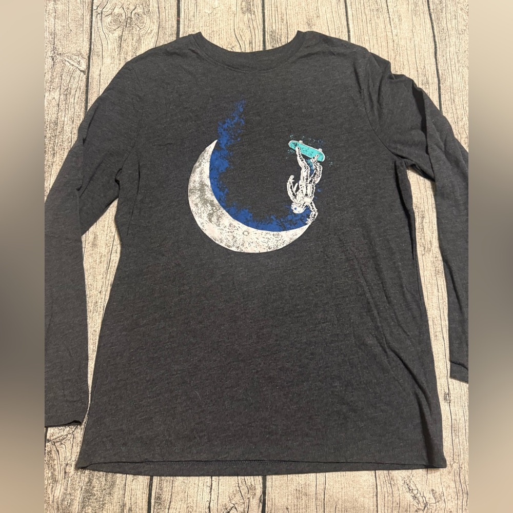 Cat & Jack long sleeve tee. Youth size XL 14 (Husky) Graphite dark gray-charcoal